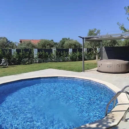 Holiday home Kuca Za Odmor Silvano Vodnjan