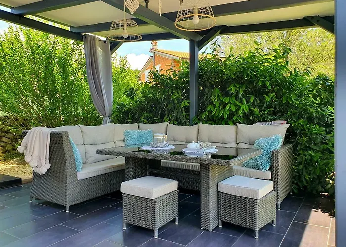 펜션 Kuca Za Odmor Silvano 보드냔