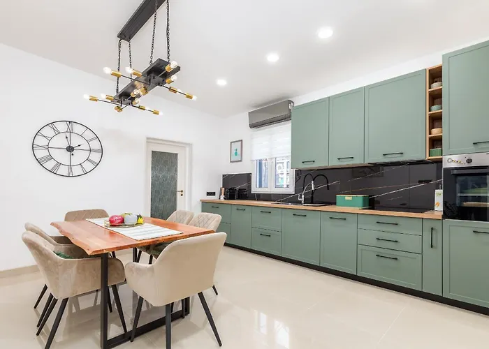 Kuca Za Odmor Silvano Ferienhaus *